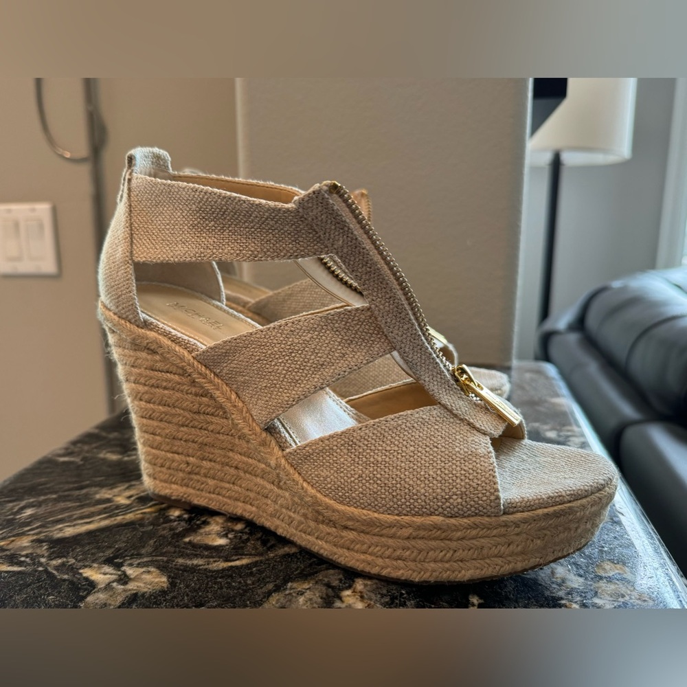 Michael Kors Damita Wedge Espadrille style shoes 3 1/2 inch.  Size 8.5. 39 EU